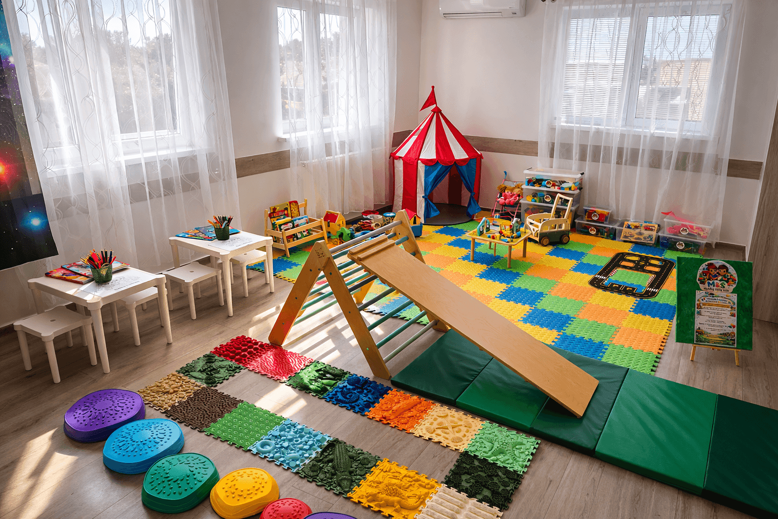 STANDARD Portable Playpen